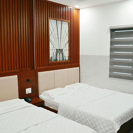 Tulip Hotel Ho Chi Minh-stad Buitenkant foto