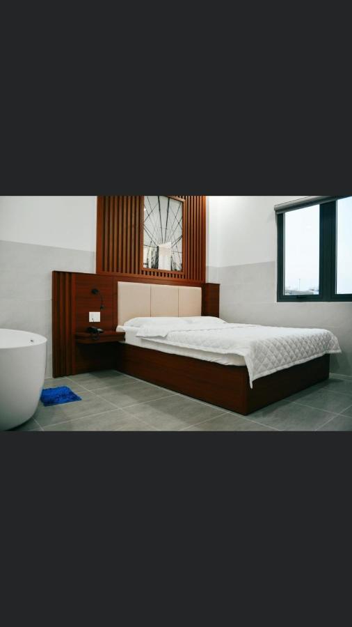 Tulip Hotel Ho Chi Minh-stad Buitenkant foto